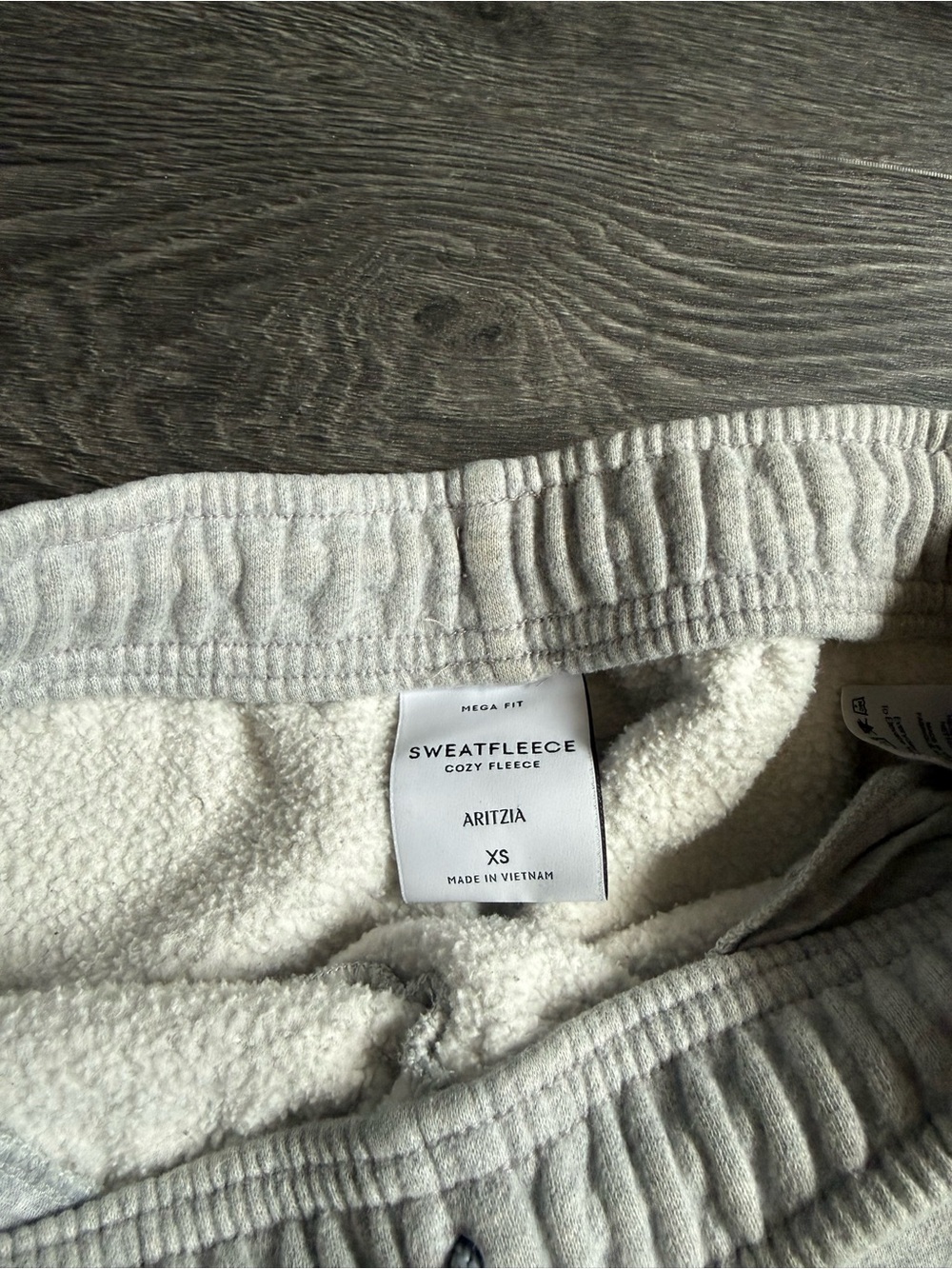 Aritzia Light Gray Cozy Track Joggers - Picture 3 of 3